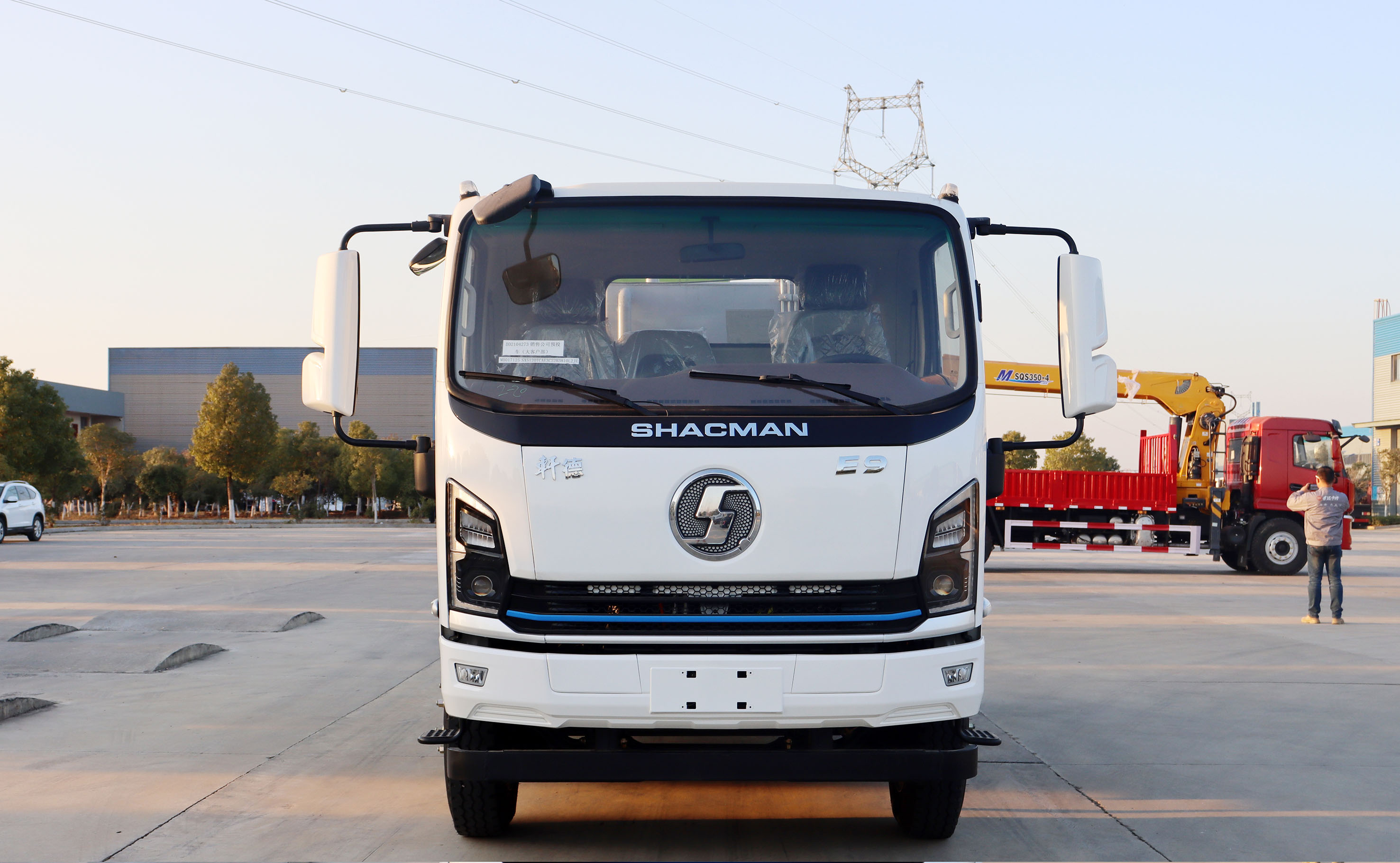 陜汽軒德8方純電動(dòng)餐廚垃圾車(chē)圖片2