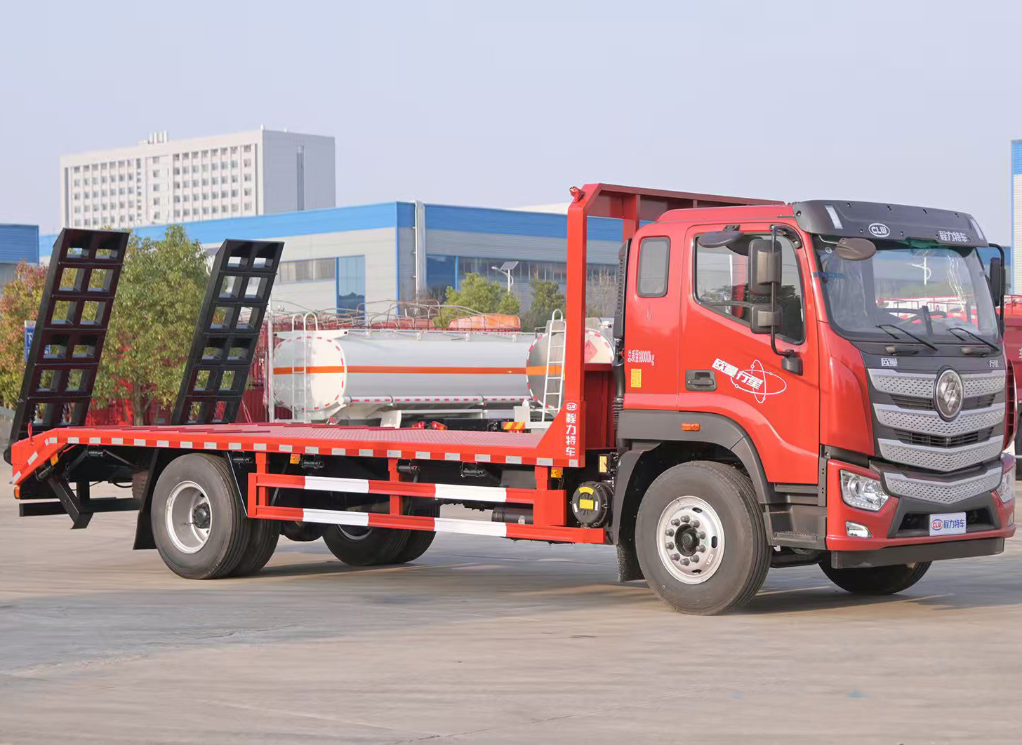 福田歐曼行星單橋平板運(yùn)輸車清障車,可拉10-16噸