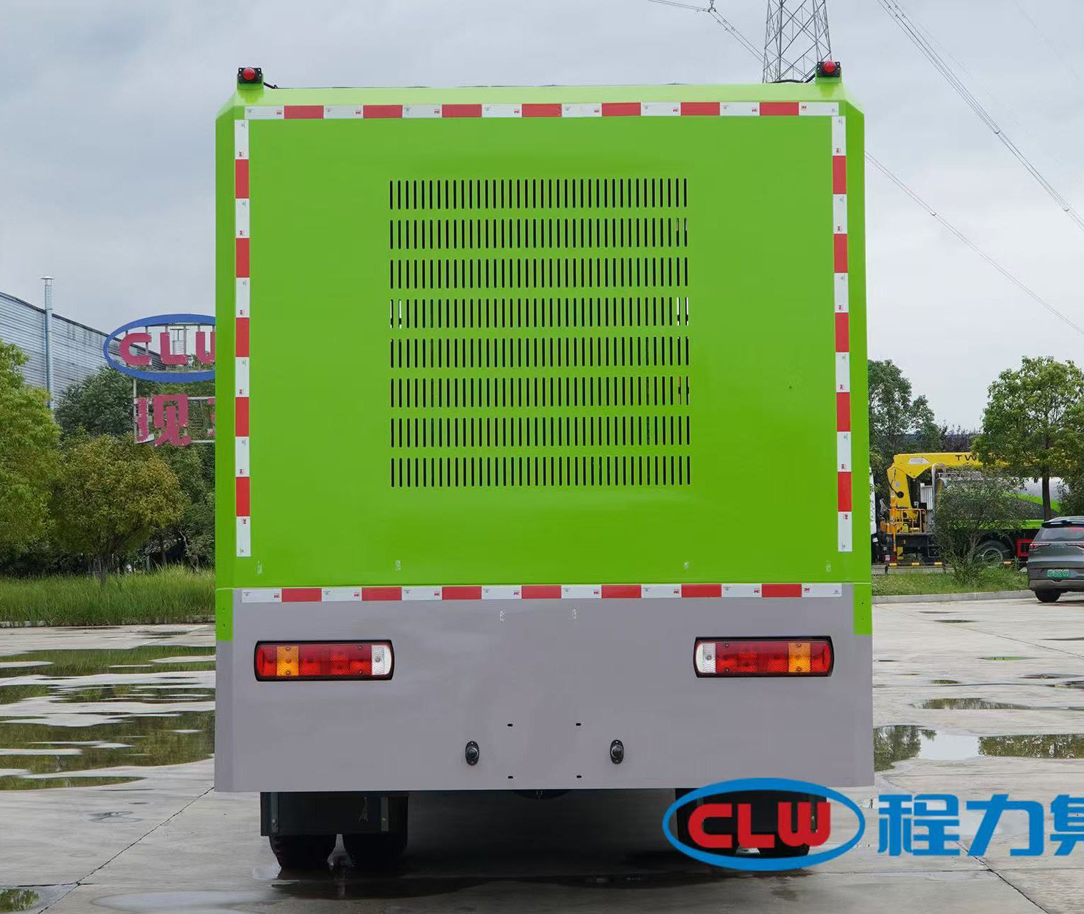 重汽豪沃多功能吹雪車(除雪車)隆重上市,最大風力可達12級,可配雪鏟雪滾圖片5